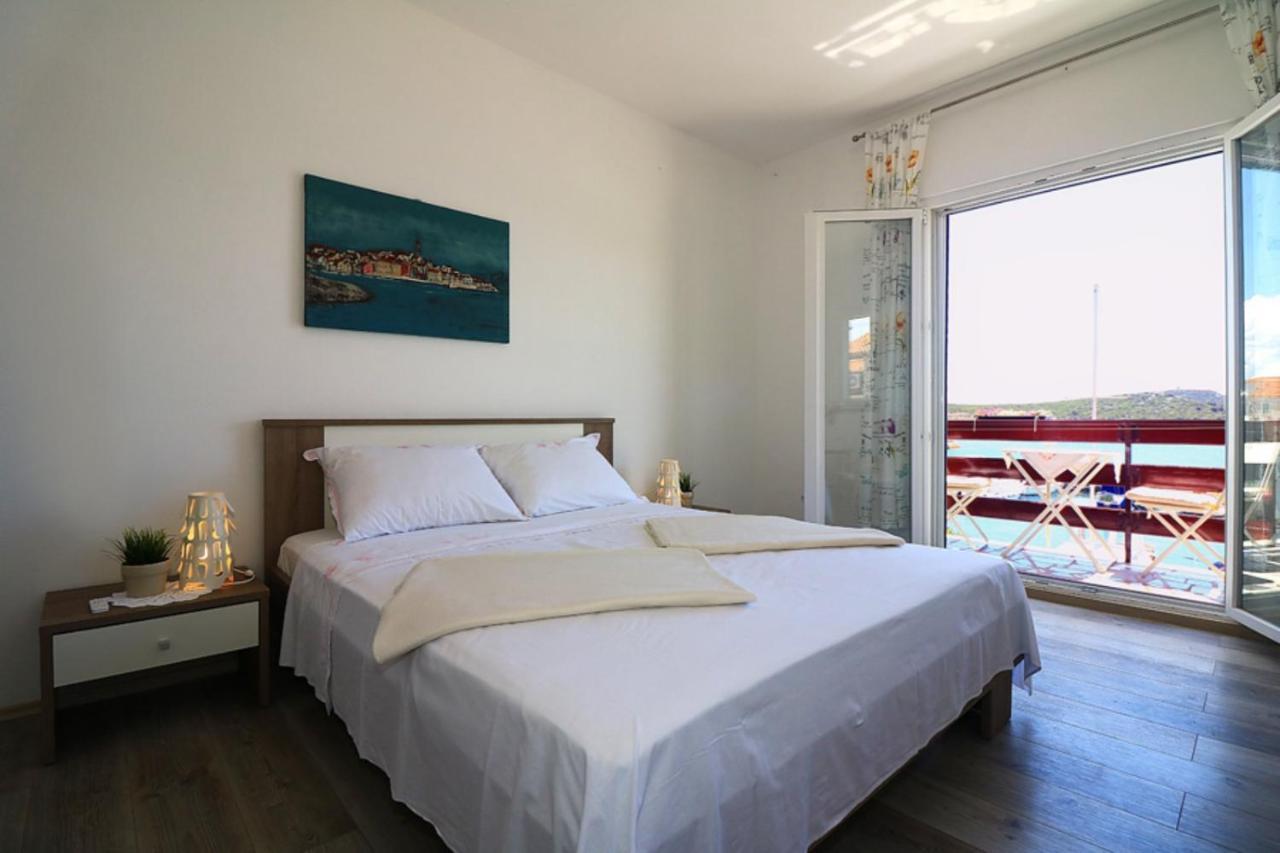 Apartmani Mikin Бетина Екстер'єр фото